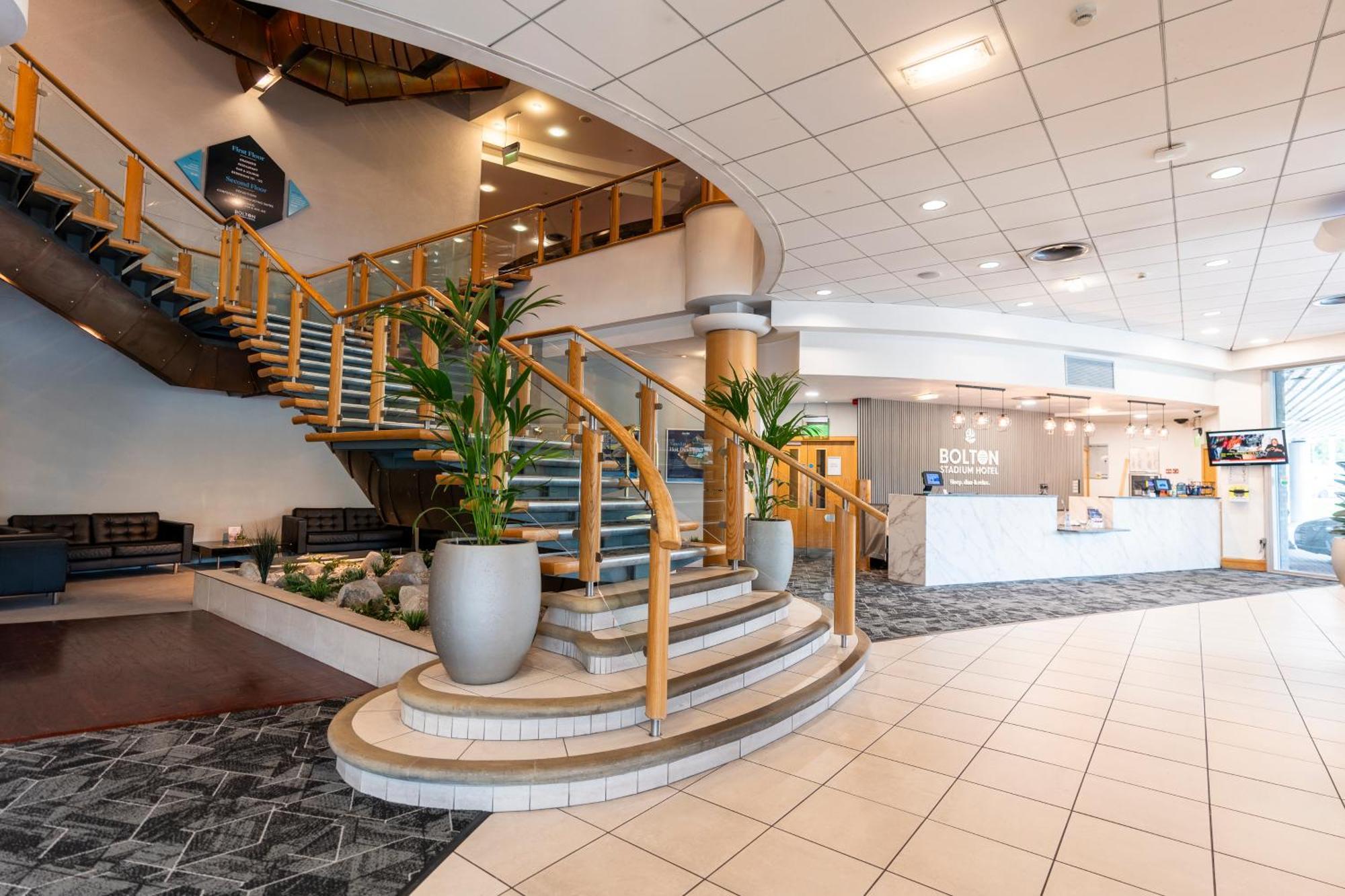 The Bolton Stadium Hotel, A Member Of Radisson Individuals Eksteriør bilde