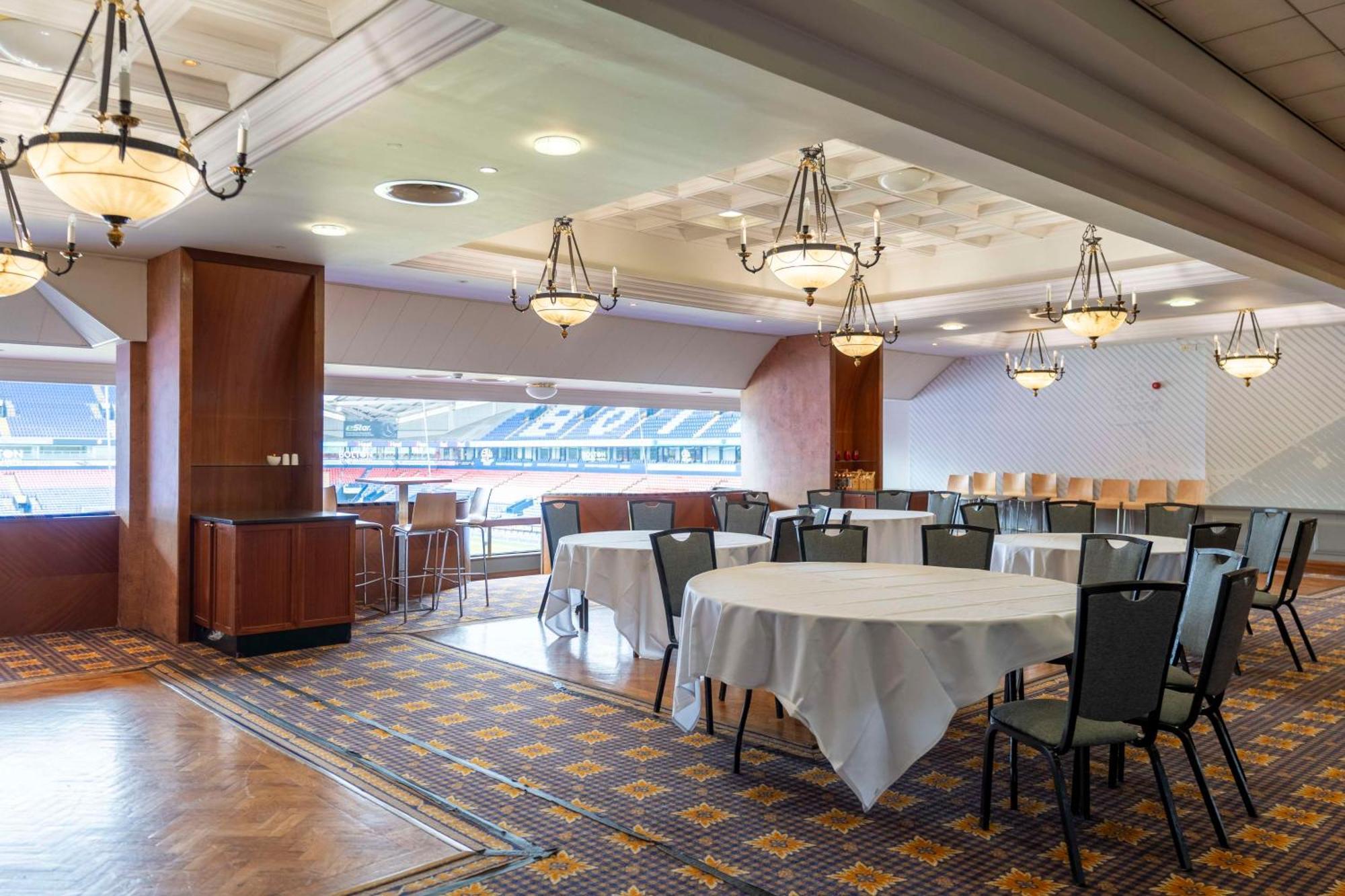 The Bolton Stadium Hotel, A Member Of Radisson Individuals Eksteriør bilde