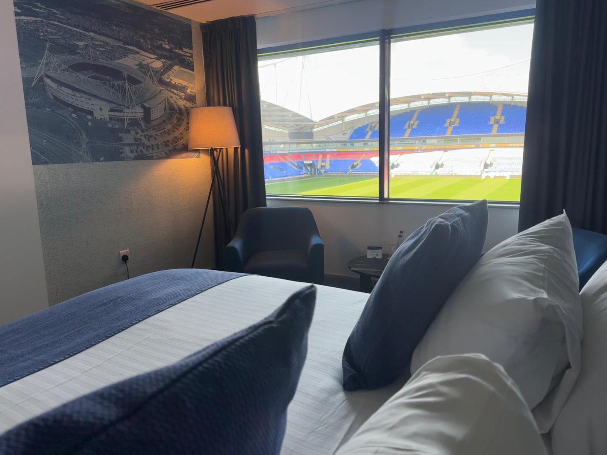 The Bolton Stadium Hotel, A Member Of Radisson Individuals Eksteriør bilde