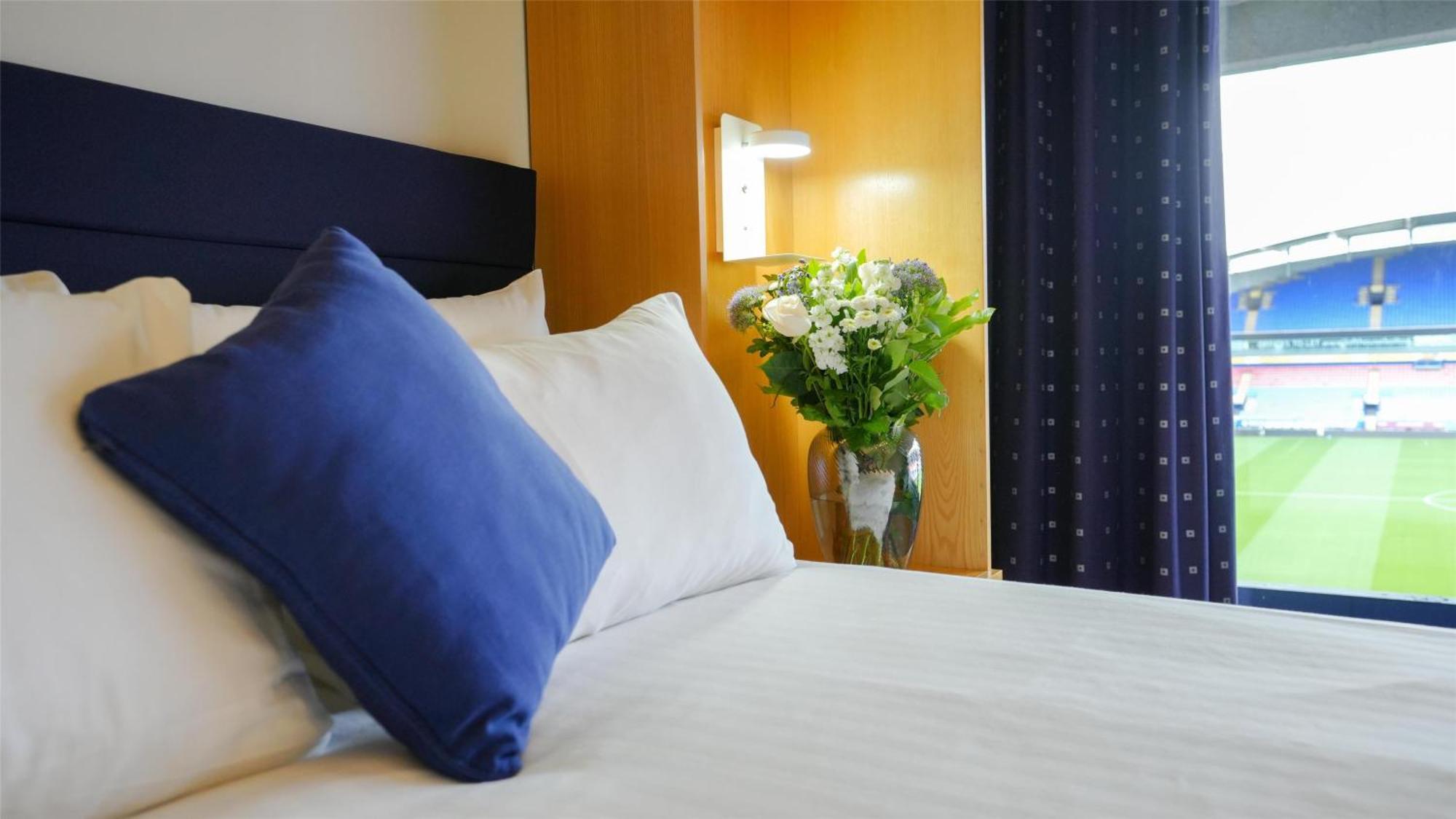 The Bolton Stadium Hotel, A Member Of Radisson Individuals Eksteriør bilde